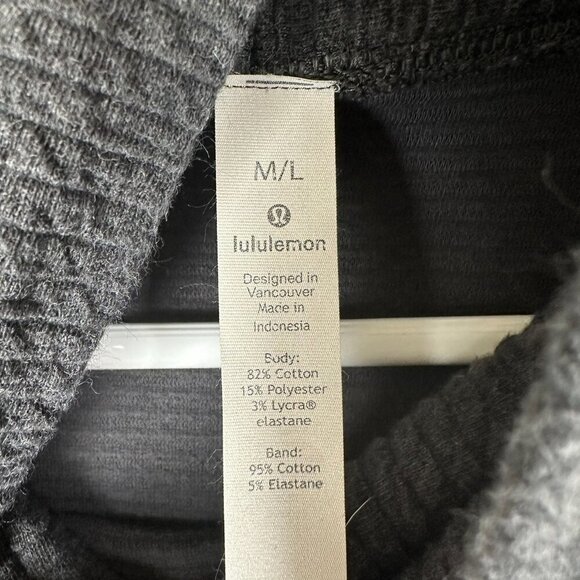 Lululemon Mock Neck Textured Grey Sweatshirt - Picture 3 of 7